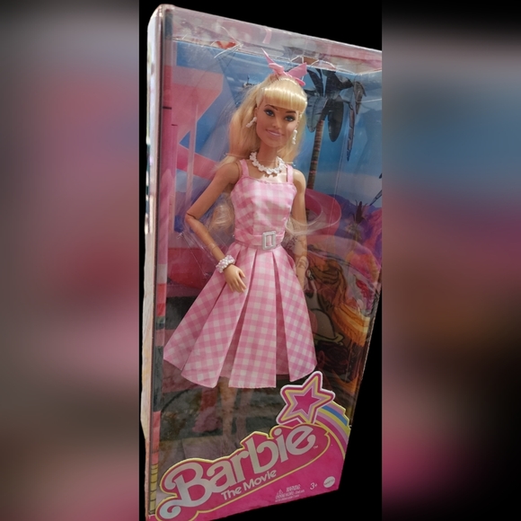Barbie The Movie Doll, Margot Robbie as Barbie, Collectible Doll - Picture 2 of 3